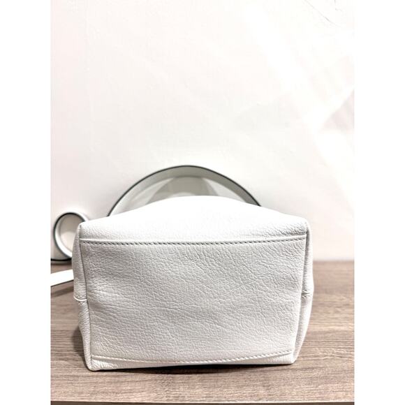 Longchamp Le Roseau Clasp-Detail White Leather Small Bucket Bag - Picture 8 of 13